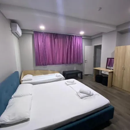 Hotel Fama
